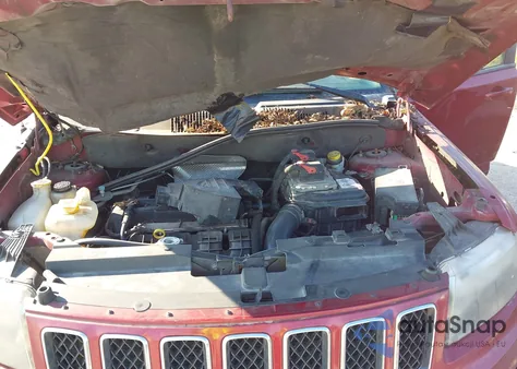 2014 Jeep Compass Sport z USA, uszkodzony, nr VIN 1C4NJCBA7ED594094